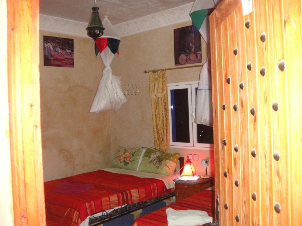 Maison D'Hotes Le Ciel Bleu Tinghir Cameră foto
